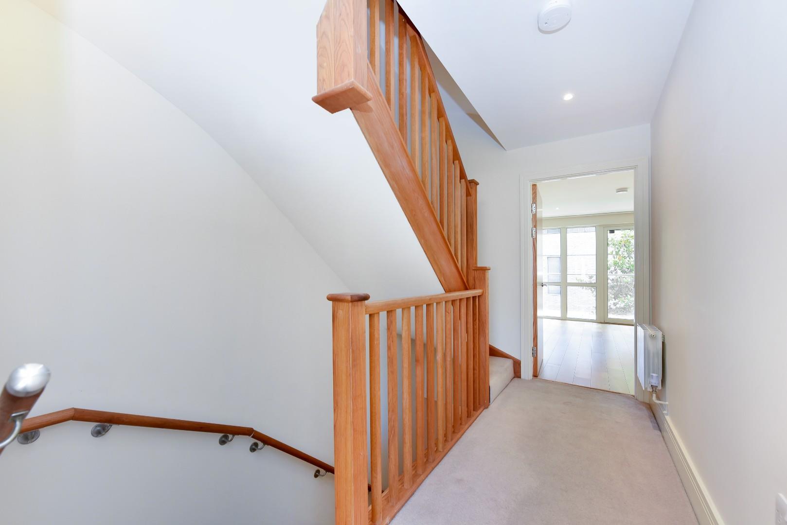 Sir Alexander Close, Acton, London W3
