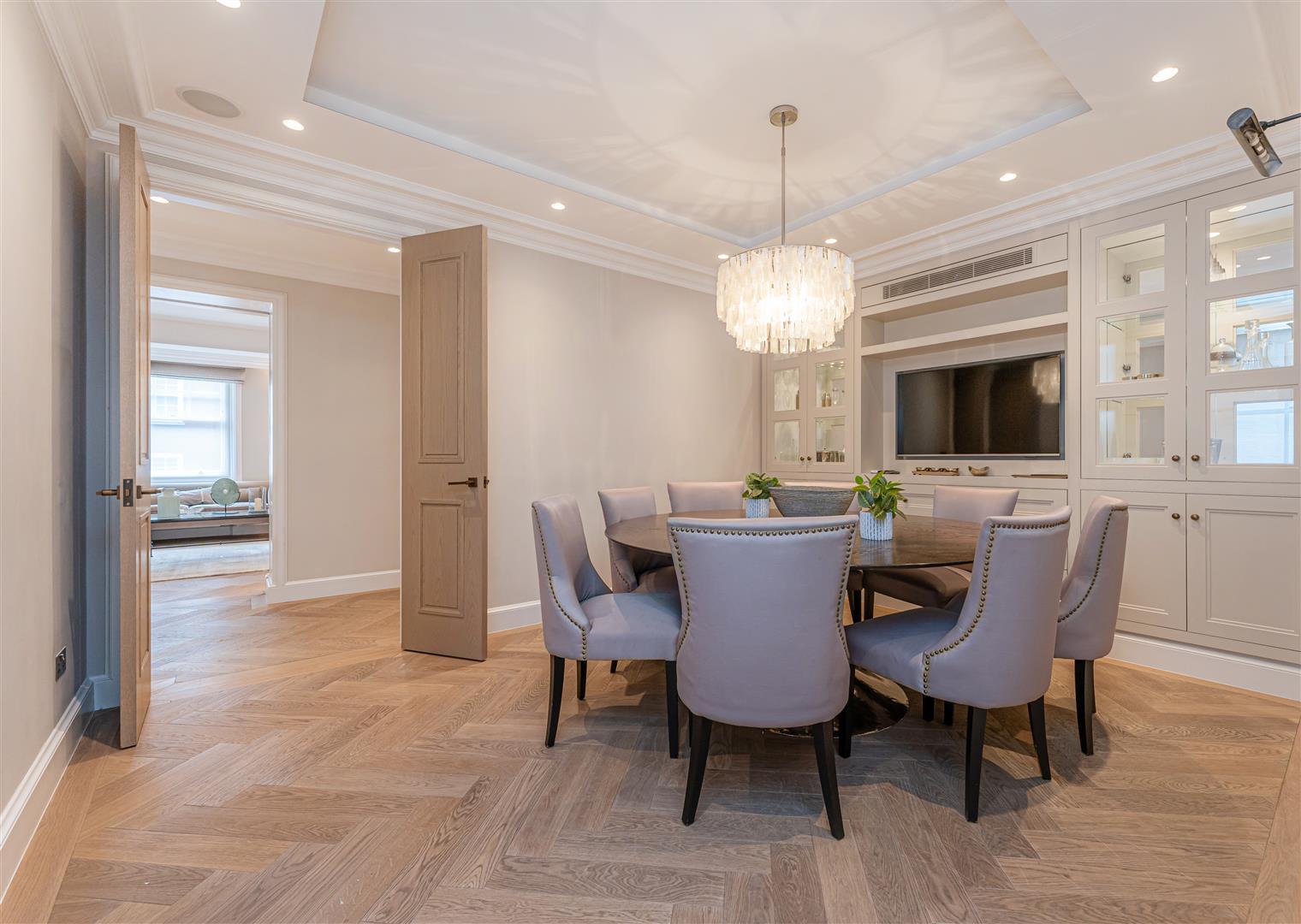 Cumberland Mansions, George Street, Marylebone W1H