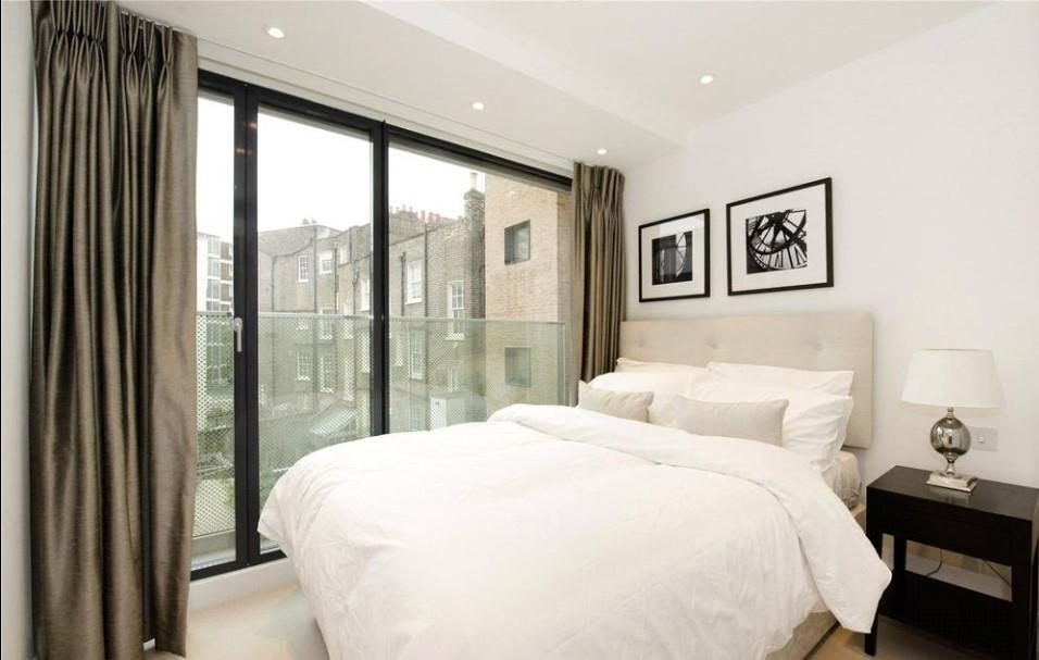 2 Hyde Park Square, London W2