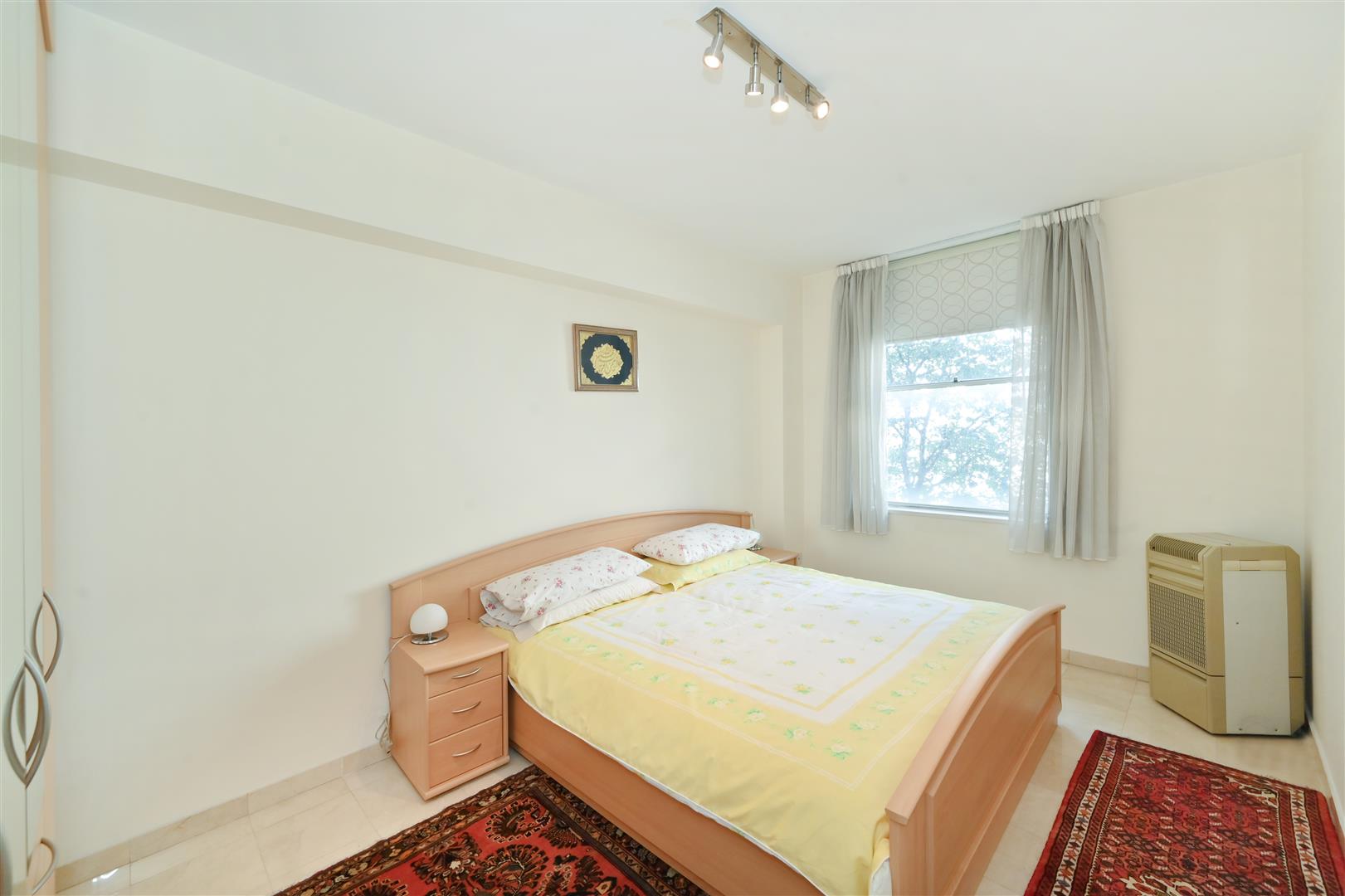 Manor House Court, Warrington Crescent, Little Venice W9