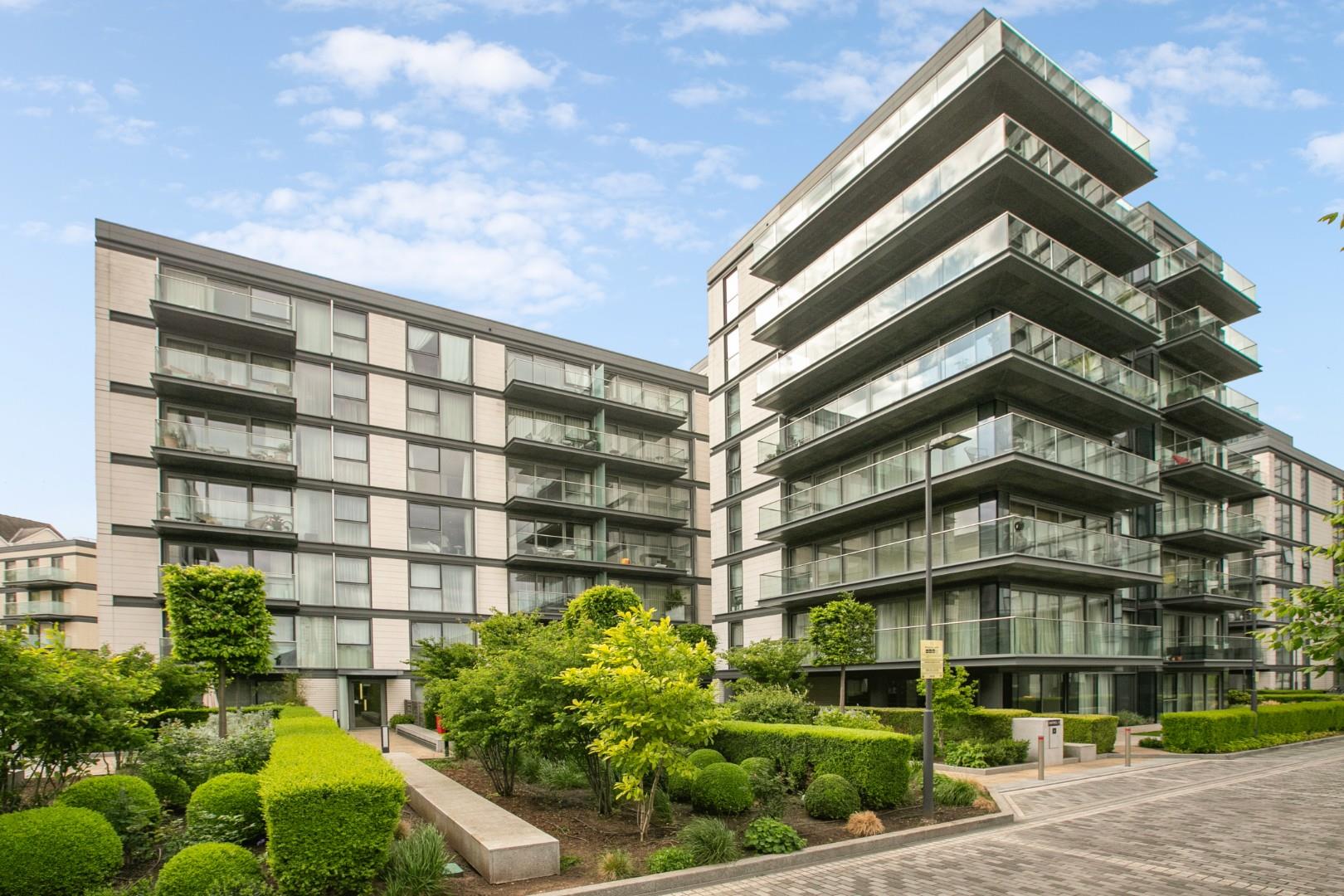 River Views . Chartwell House – Waterfront Drive, Chelsea Waterfront, London SW10
