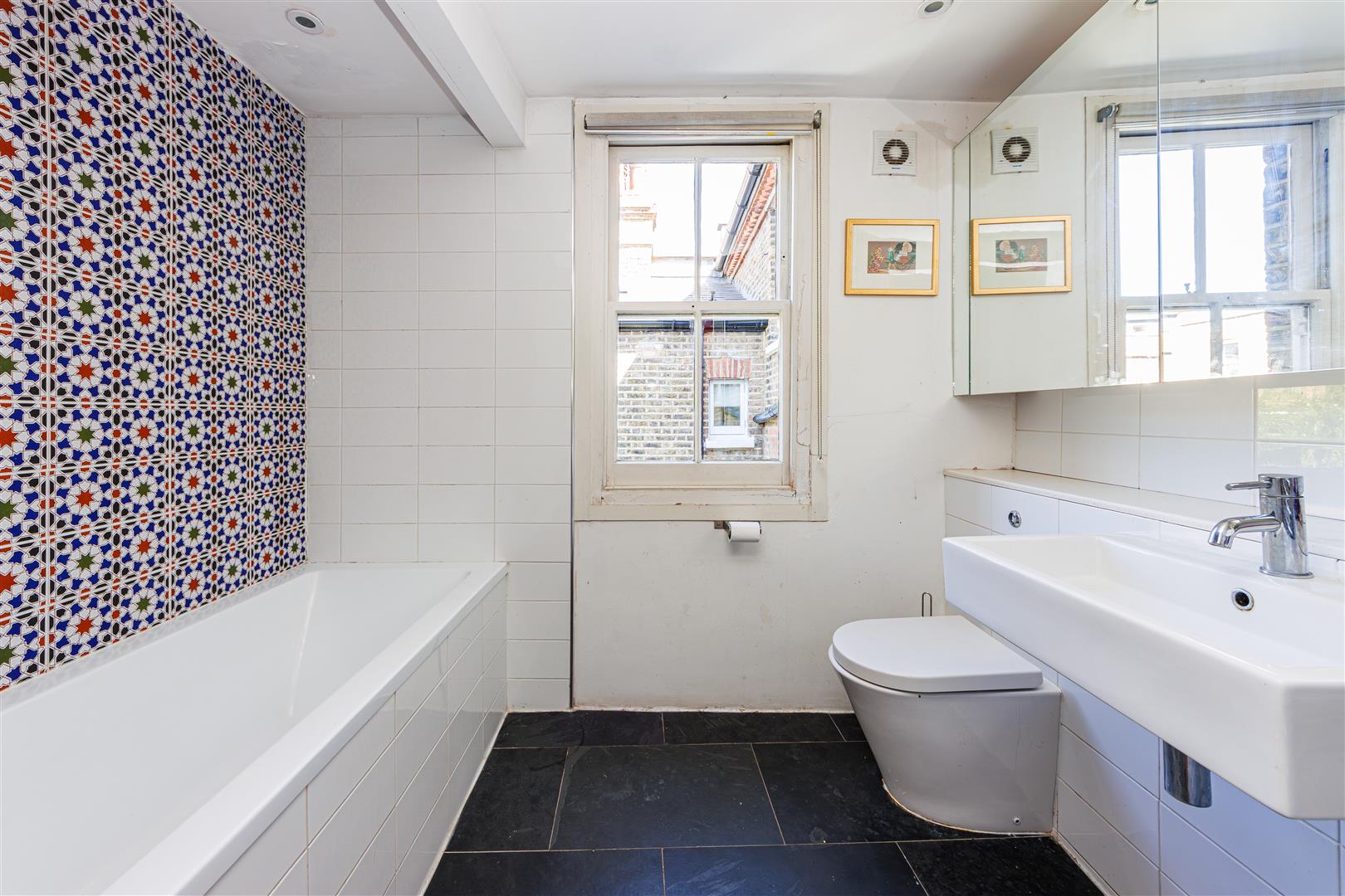 7hFVgWkH10exW6PuxLyJ_g