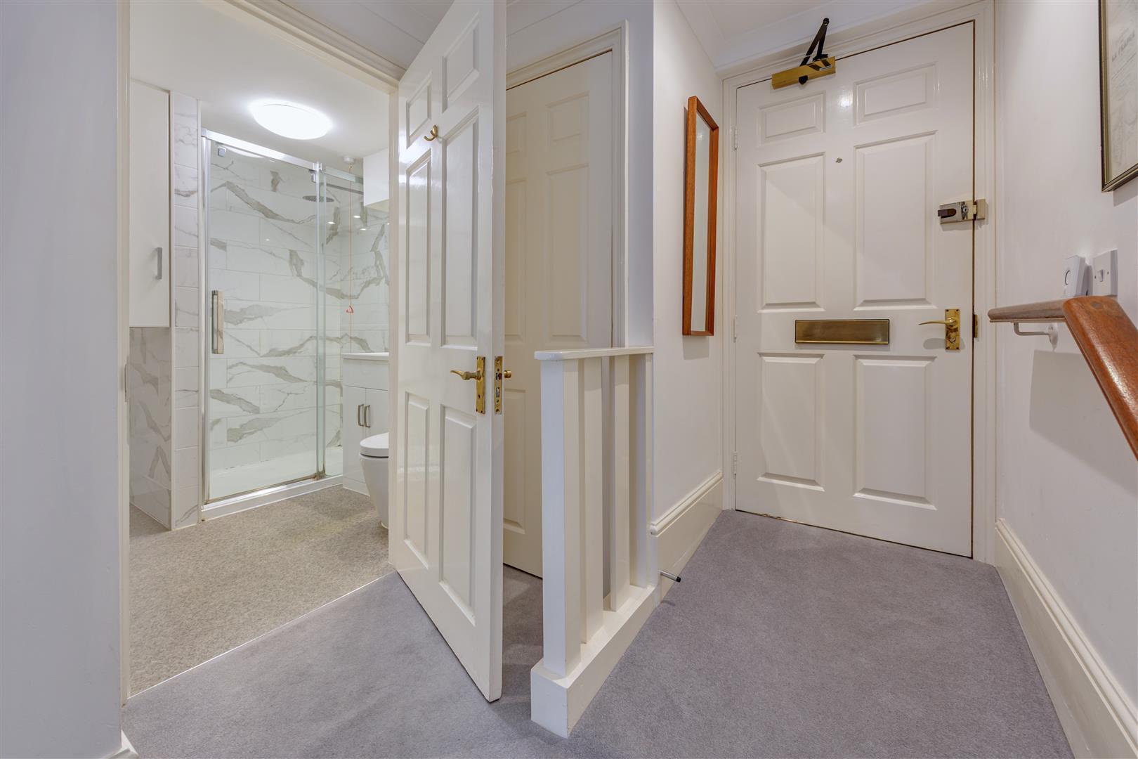 1JMR0TVYPUORVr7bTEL70g