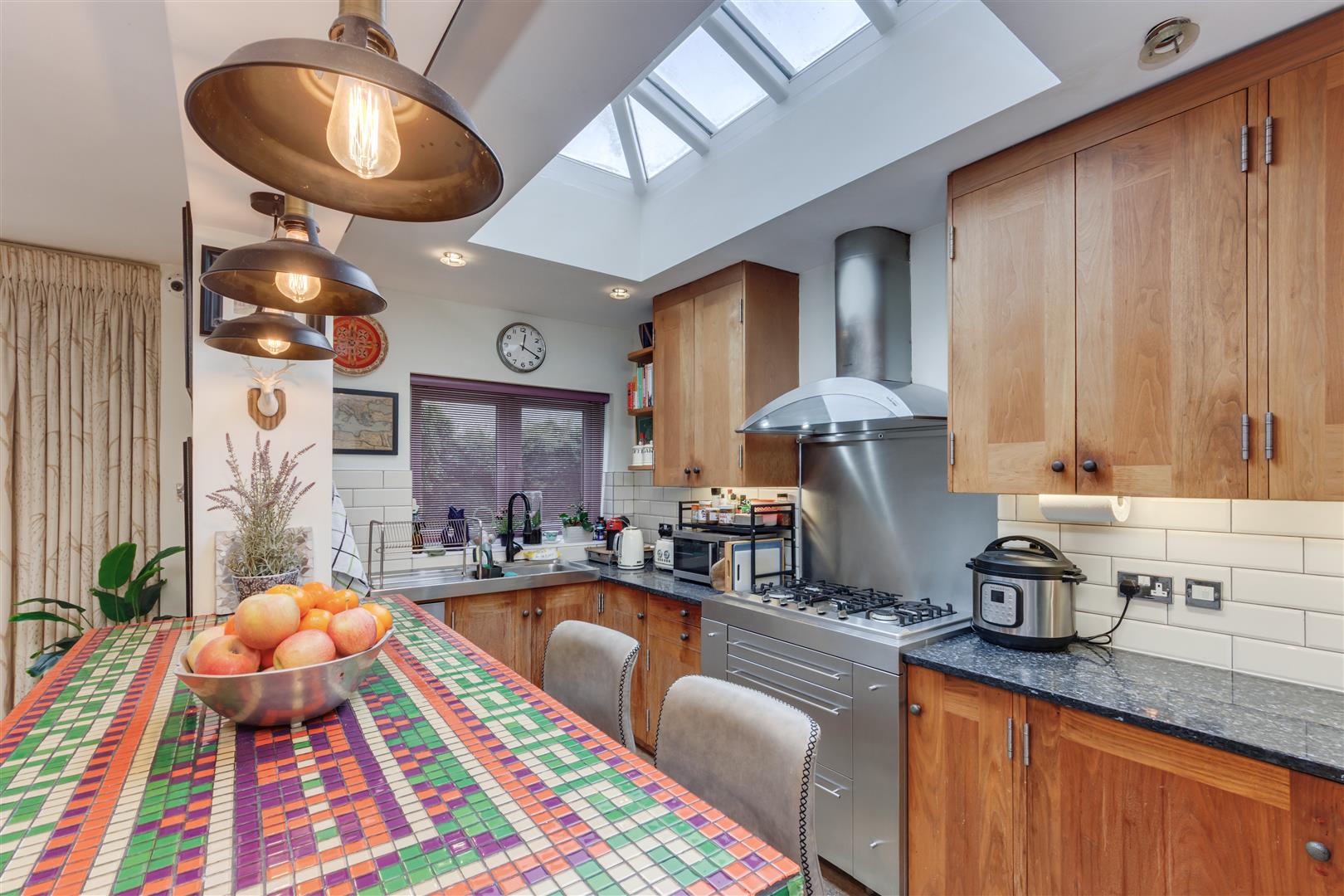 JLHybYt0MkGnKGUvdi7YZg