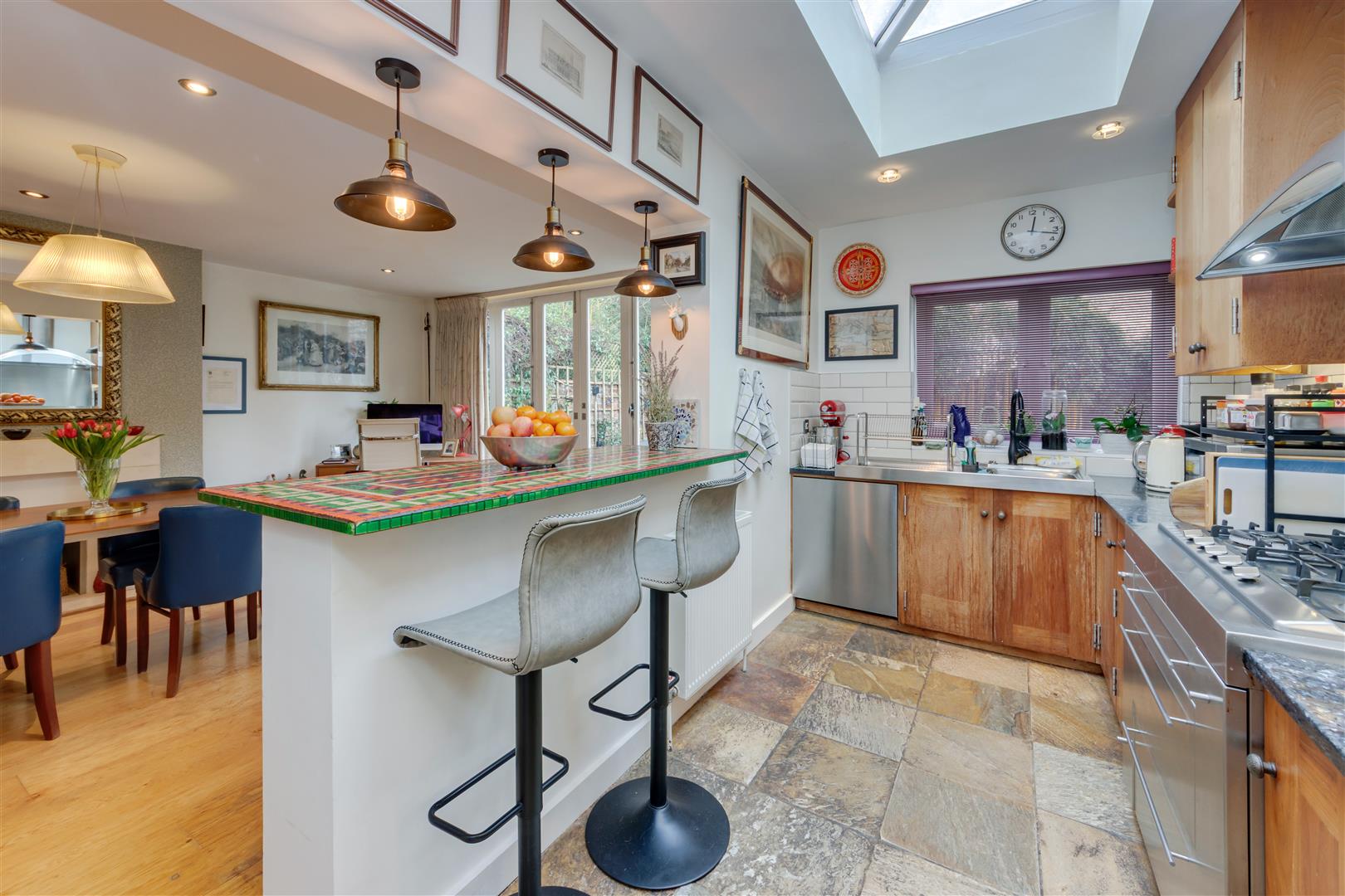 inpLcdTN6EyuuMbqV6qUFg