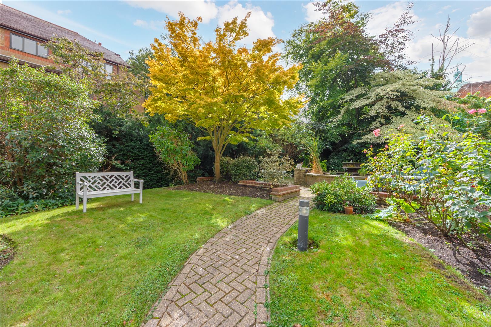 xRV1UkAlwUeKscdVt8KHiA